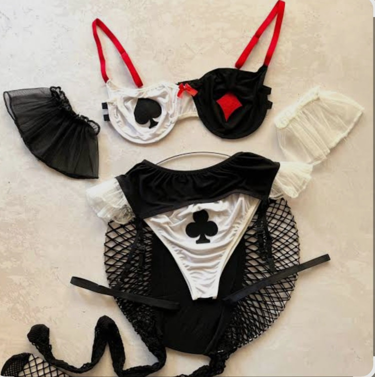 ♠️♥️ عکس ژورنالی کاستوم فانتزی فنردار مدل پاسور (برند آنیل - کد ۷۹۱) ♦️♣️